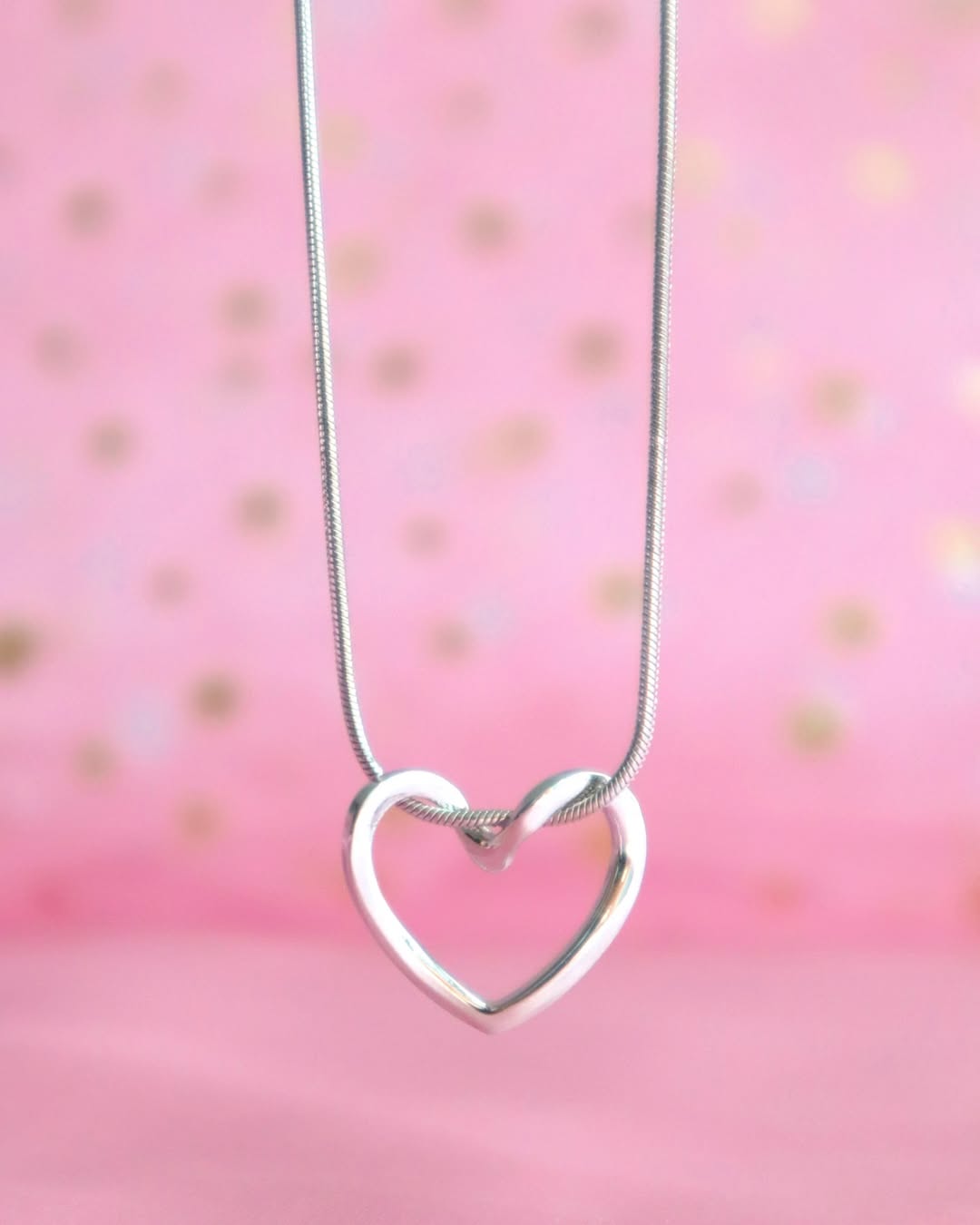 Dainty Heart Necklace - Elegant and Timeless Jewelry