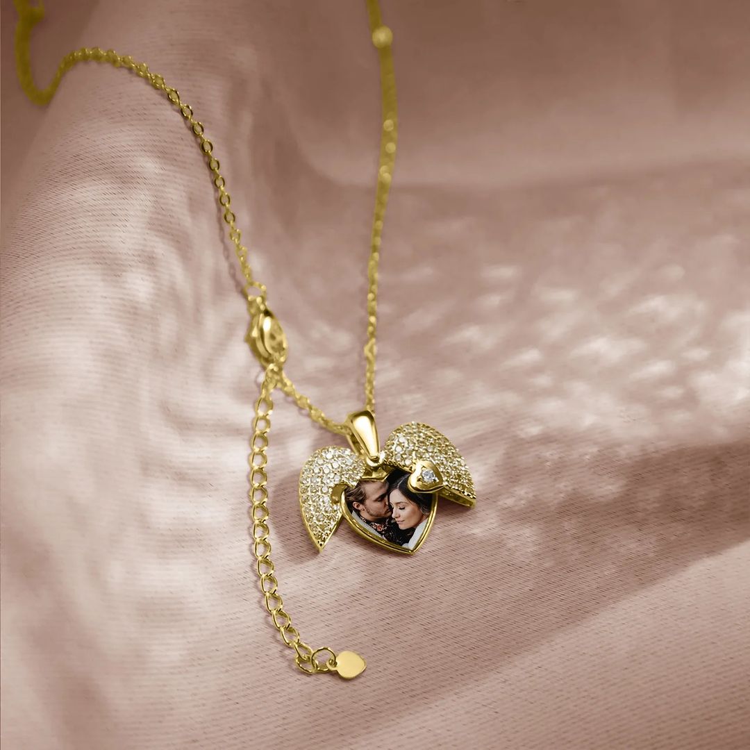 Hidden Heart Zircon Locket - Elegant and Sparkling Jewelry